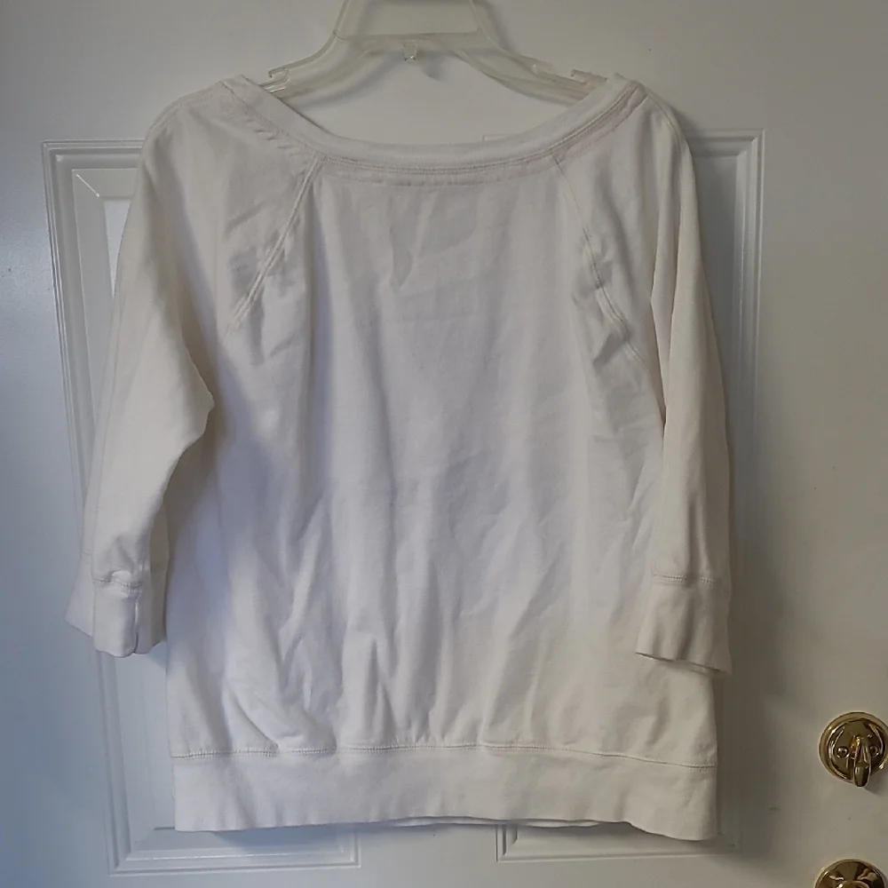 Old Navy White California Graphic Sweatshirt - Picture 2 of 6